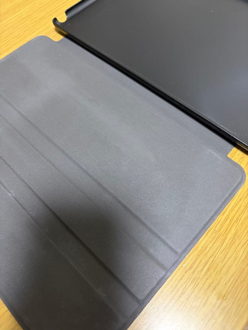 iPad 第6世代 32GB Wi-Fi + Cellular（SIMフリー）