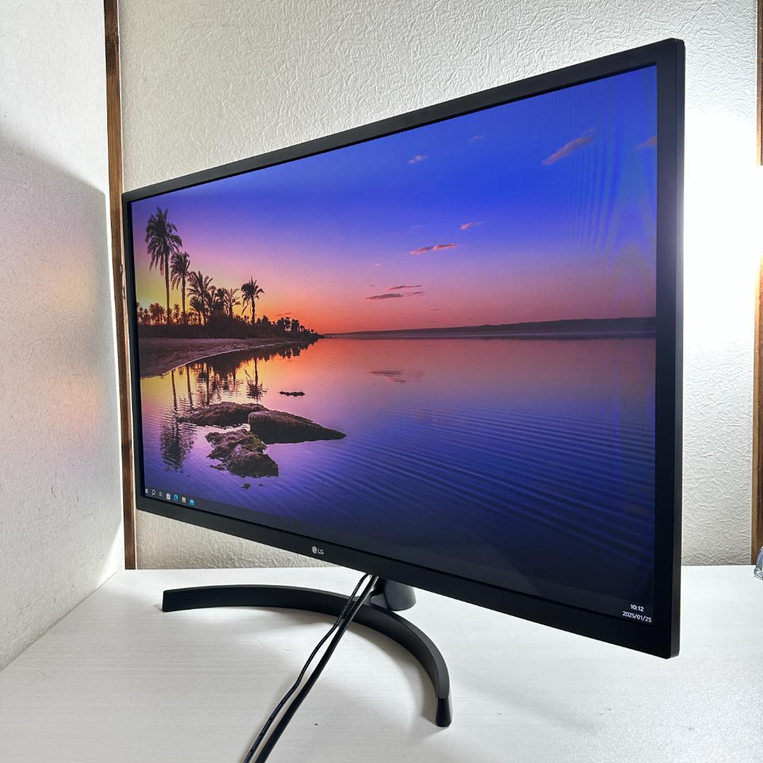 LG 31.5インチ 液晶モニター