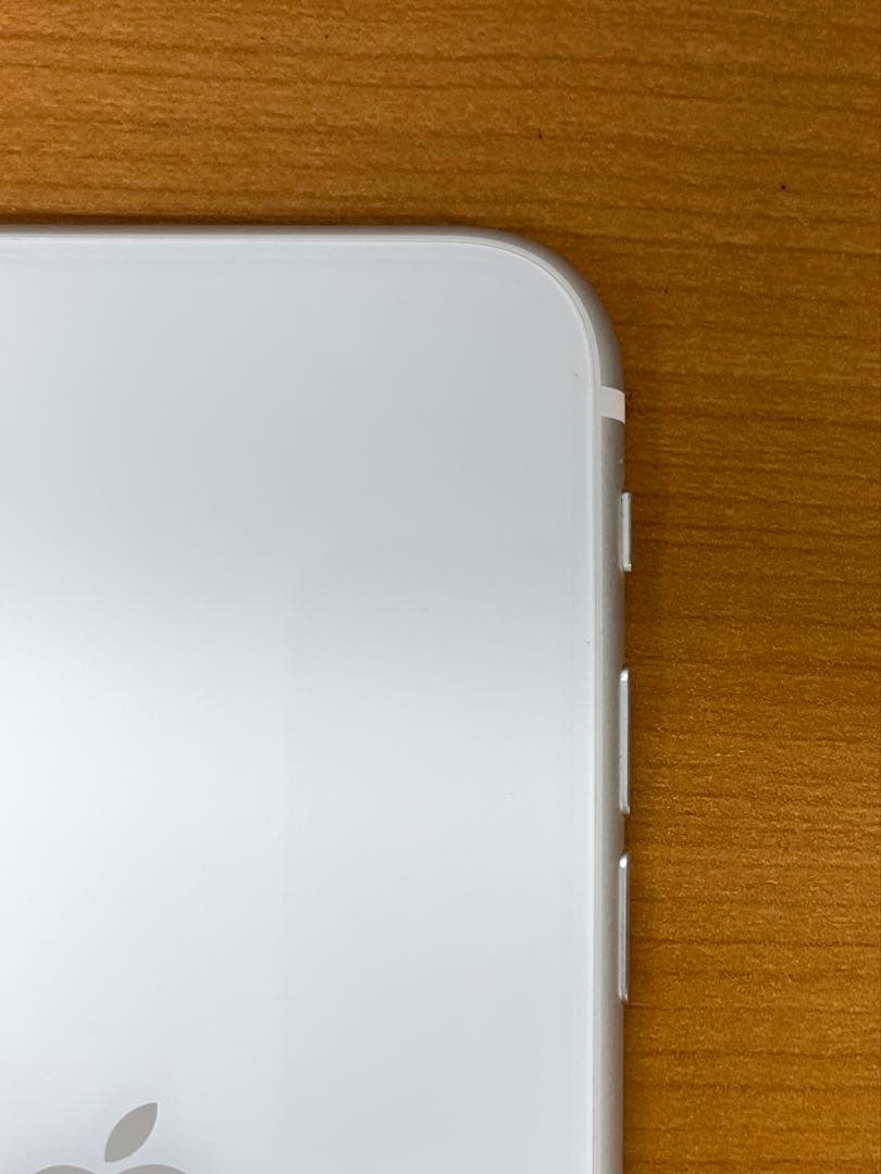 A*e様 動作確認済み iPhone SE 第2世代 64GB ID R5079