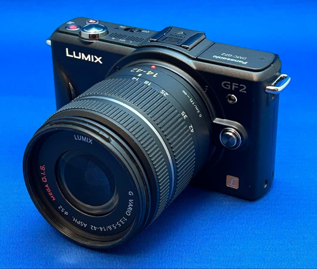 Panasonic DMC-GF2 14-42mmレンズセット