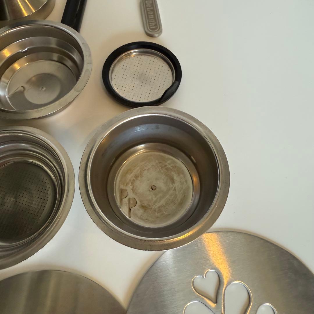 デロンギ デディカ EC680 黒 エスプレッソマシン　⚠️スチーマー故障気味