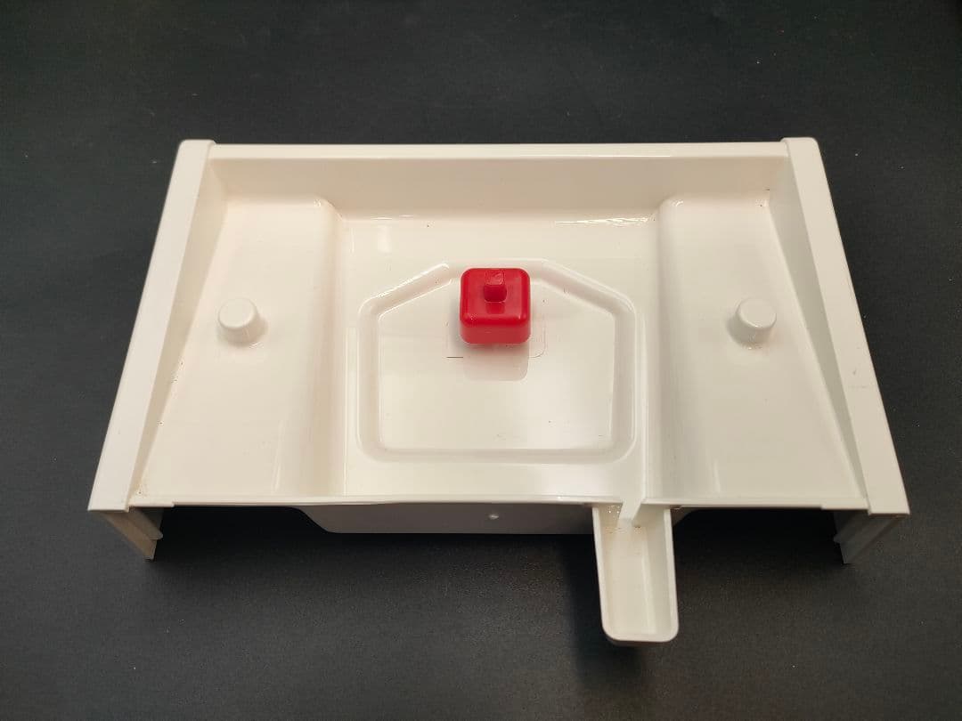 デロンギ エスプレッソ・カプチーノメーカー ECP3220J-W