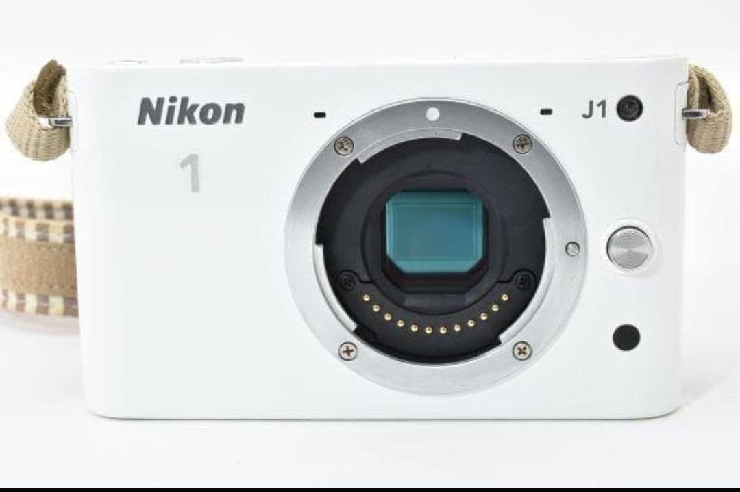ニコン Nikon 1 J1 ダブルレンズキット　　※値下げしました！