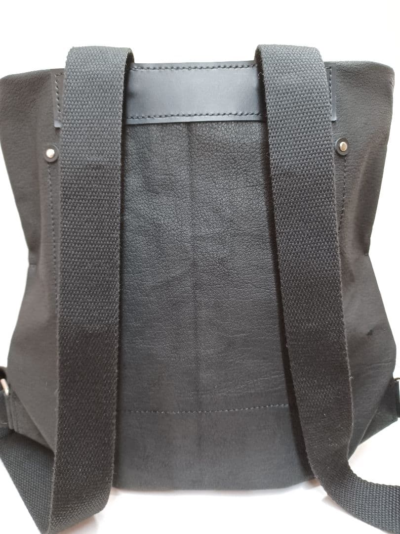 一つ目玉の柔らかリュック