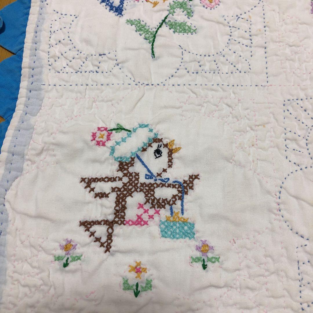 アンティークキルト  刺繍  レトロ　昭和