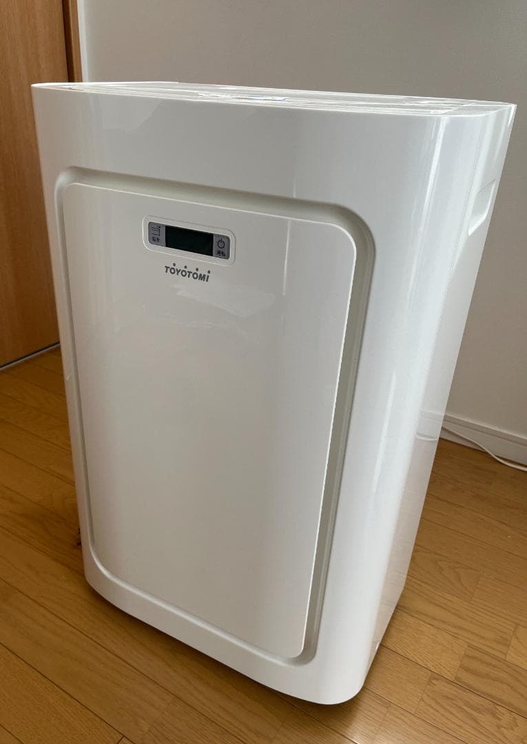 トヨトミ スポット冷暖エアコン　TAD−22KW 【20年製】