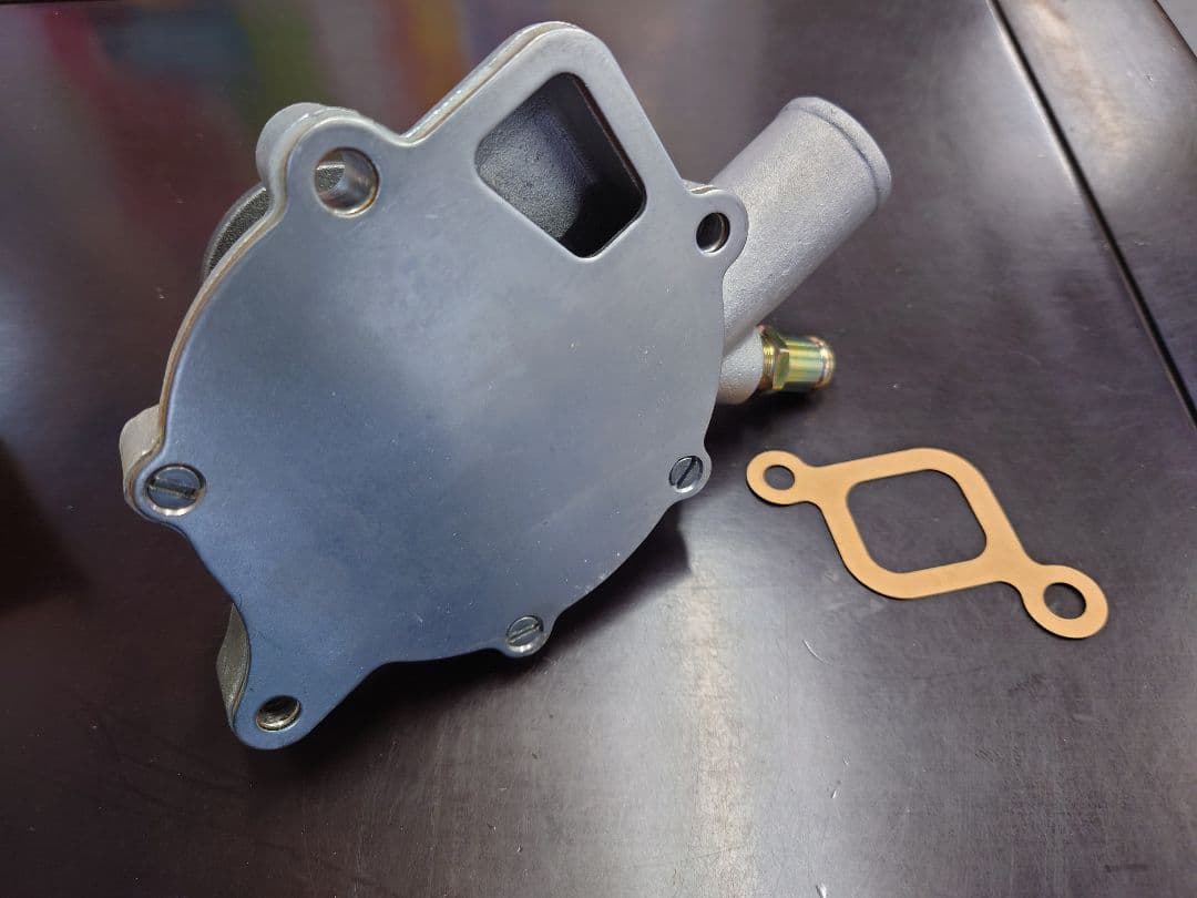 SR311 Nissan ウォーターポンプアセンブリ 21010-25625