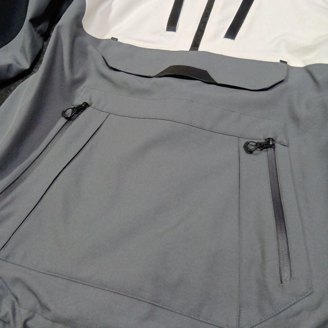 美品　VOLCOM　BRIGHTON PULLOVER 最高峰　アノラック