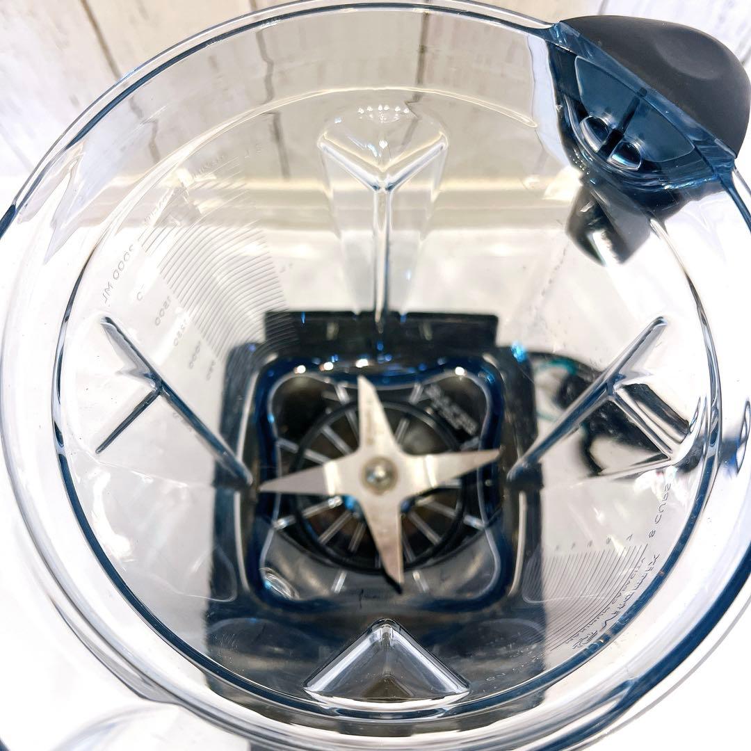 【極美品】Vitamix VM0173C ブレンダー　ミキサー　バイタミックス