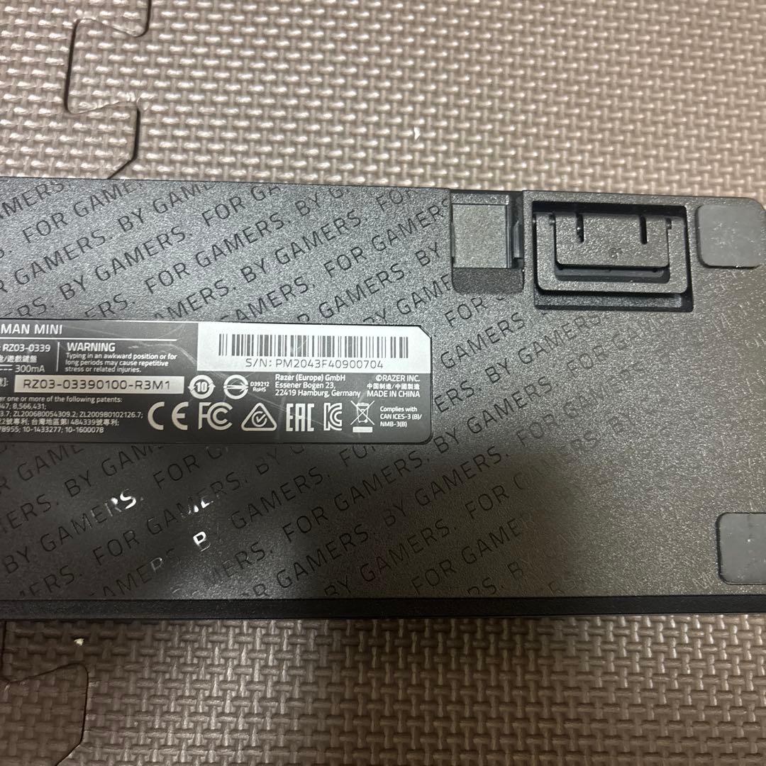 キーボード razer huntsman mini formfactor60%