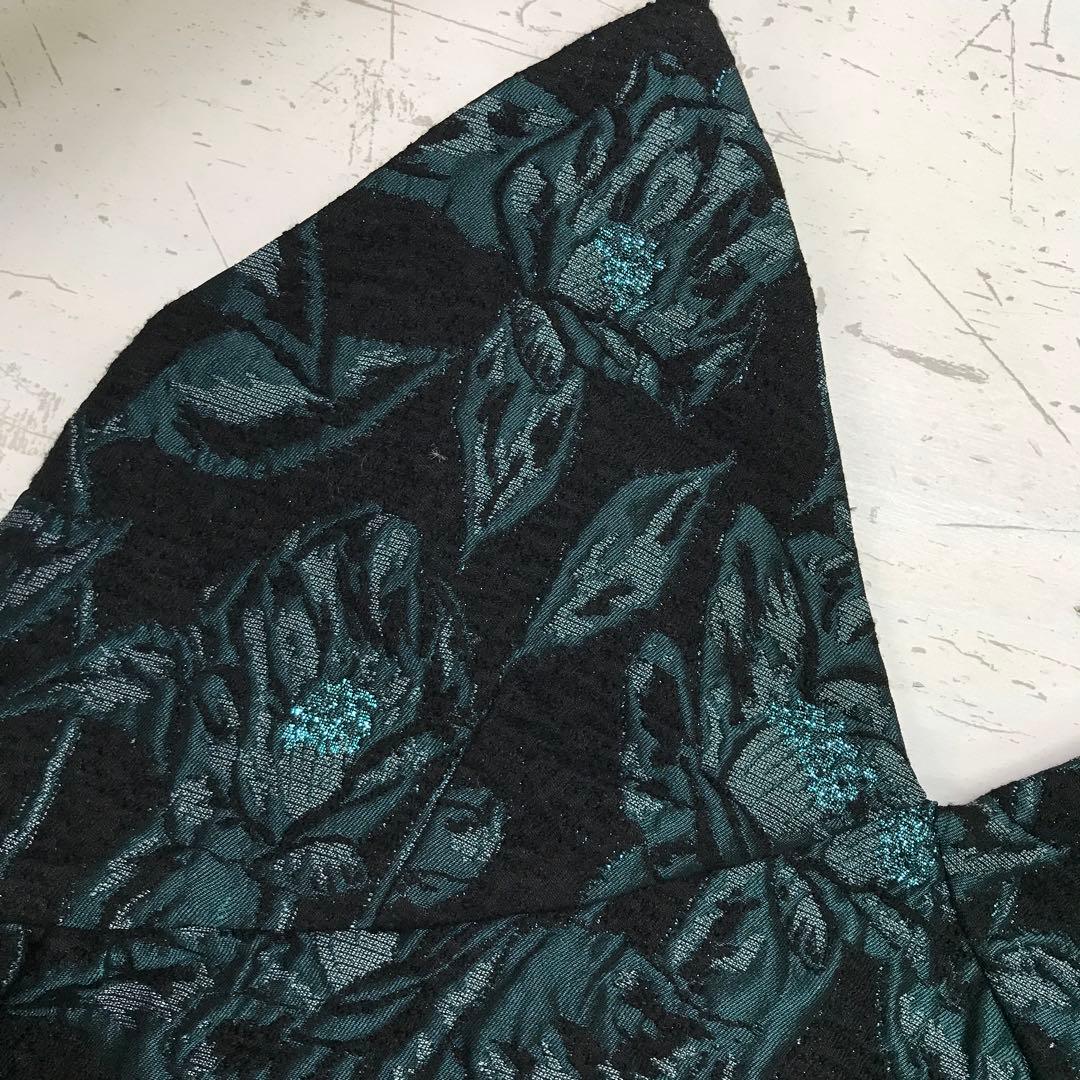 EBONY Camellia カメリアモチーフ　ジャガード織りビスチェ