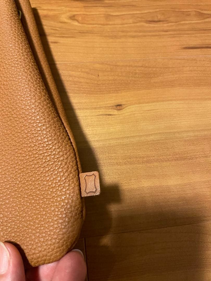 リキナナ スタンダードカリフォルニアButton Worksレザーポーチ