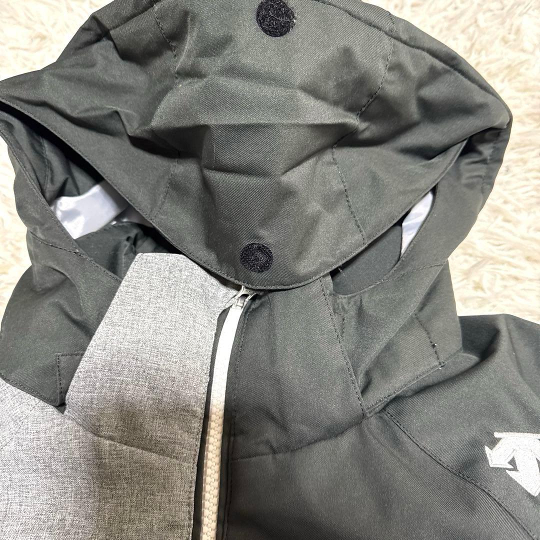 DESCENTEデサントスキーウエア ジュニア 上下 セット　グレー　グローブ付