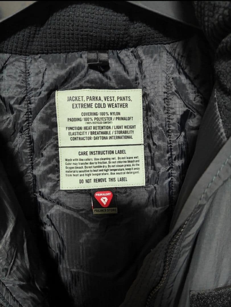 ecwcs level7 ブラック L フリークスストア製 primaloft