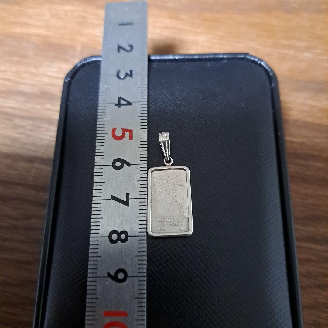 Credit Suisse プラチナペンダントトップ　999.5