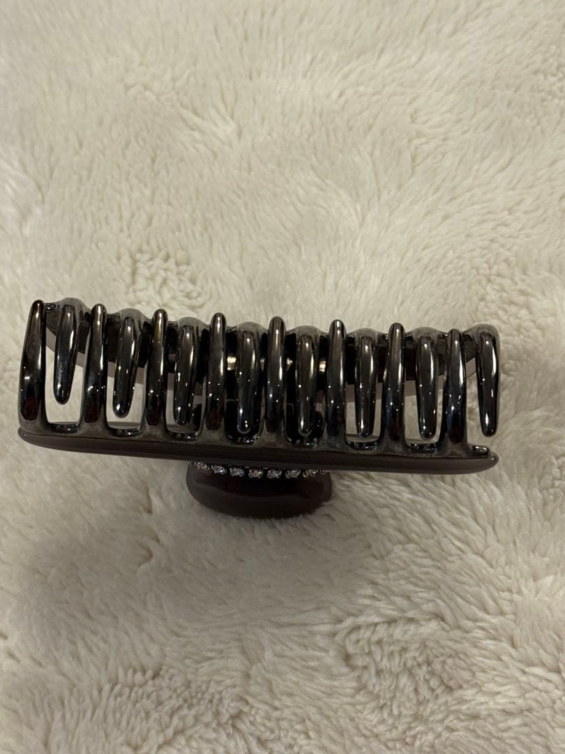 accaラインストーン付ヘアクリップ