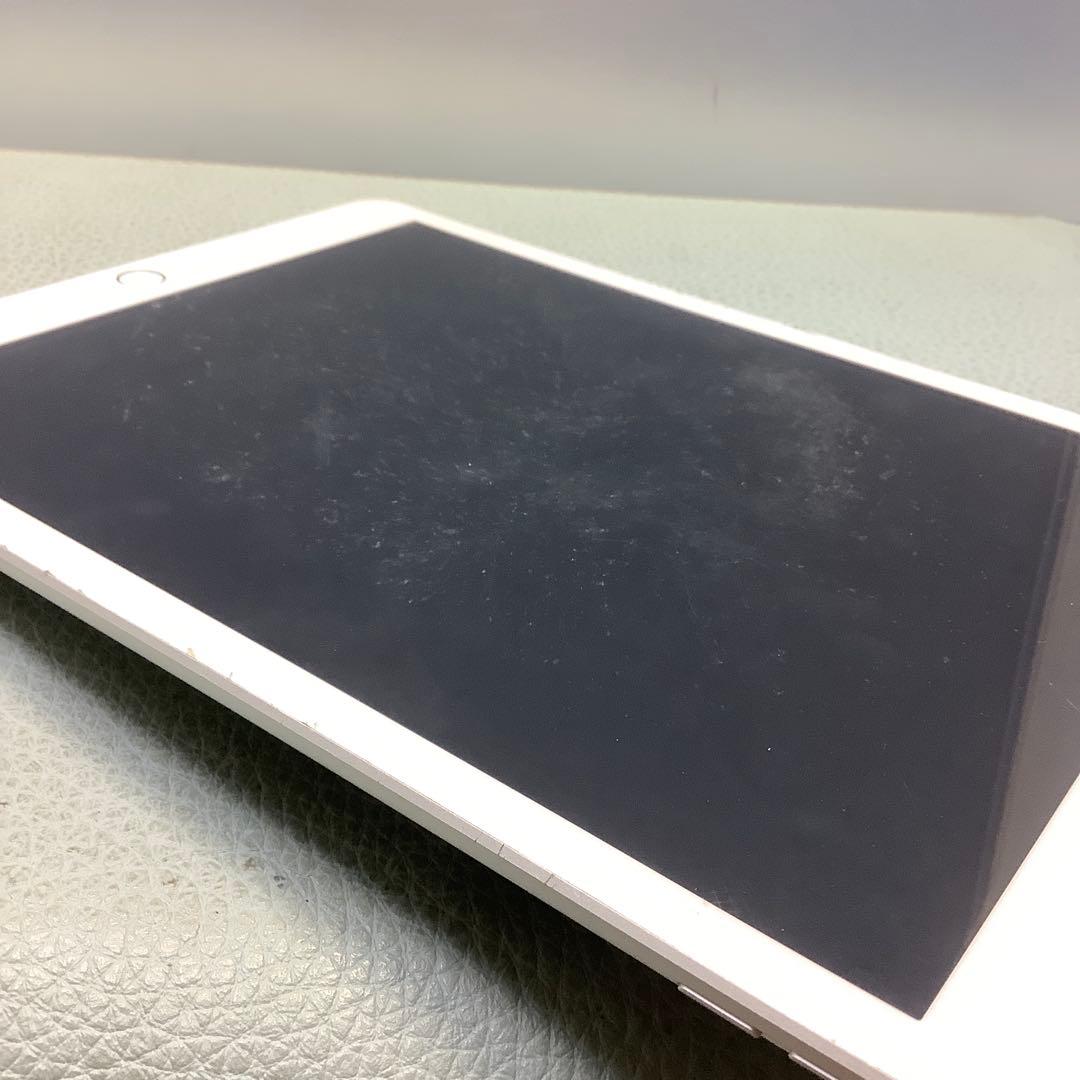 iPad 7世代128G wifi 94％　silver