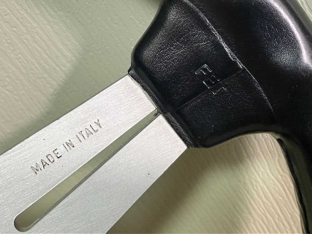 【専用】FET刻印有 ナルディ ステアリング クラシック シルバー 33φ