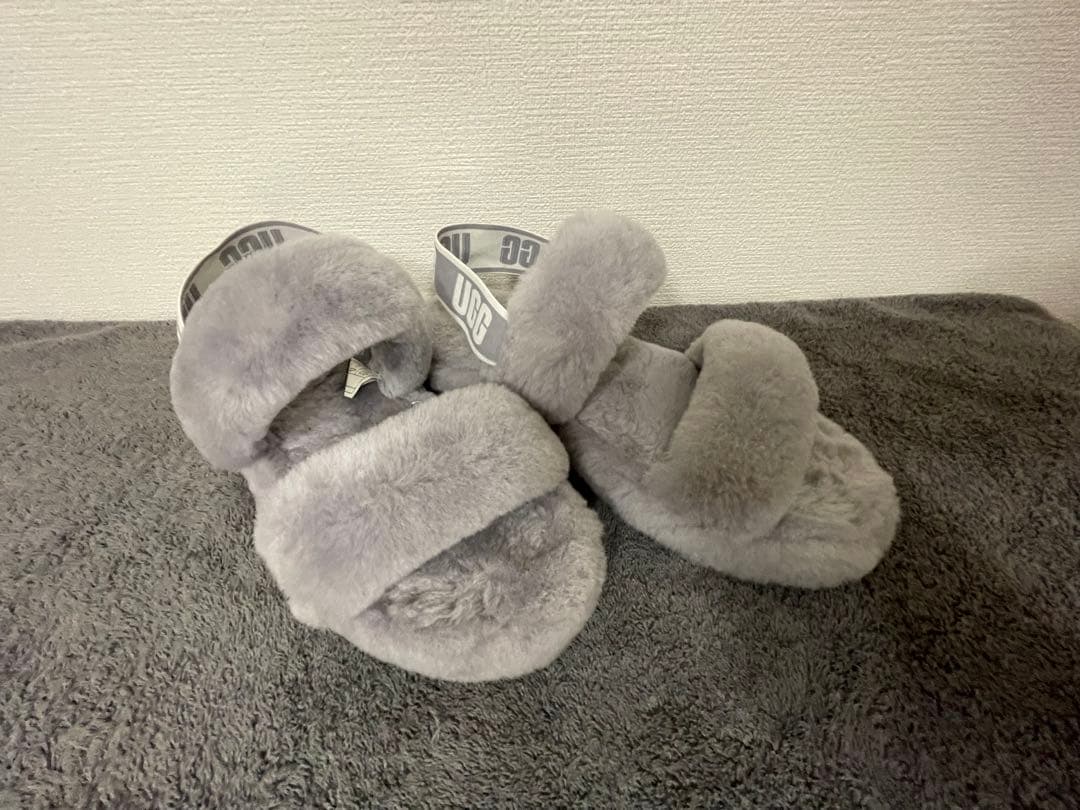 のん UGG アグ サンダル OH YEAH 2足セット黒/グレー