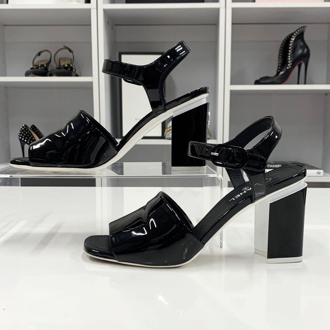 シャネル パテント ココマーク サンダル ブラック