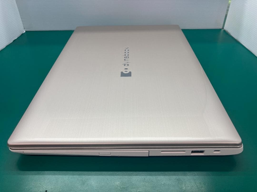 dynabook 最新モデル 15インチ i5 メモリ16GB 256SSD
