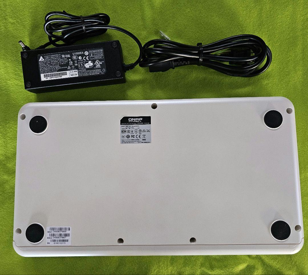 QNAP HS-453DX-8G NAS 14TB 2本