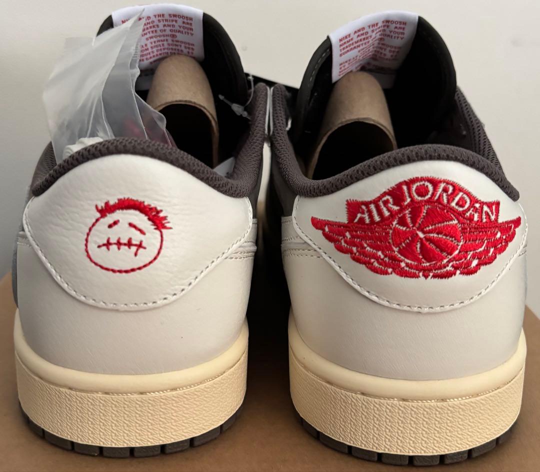 Travis Scott × Nike AJ1Low Reverse Mocha