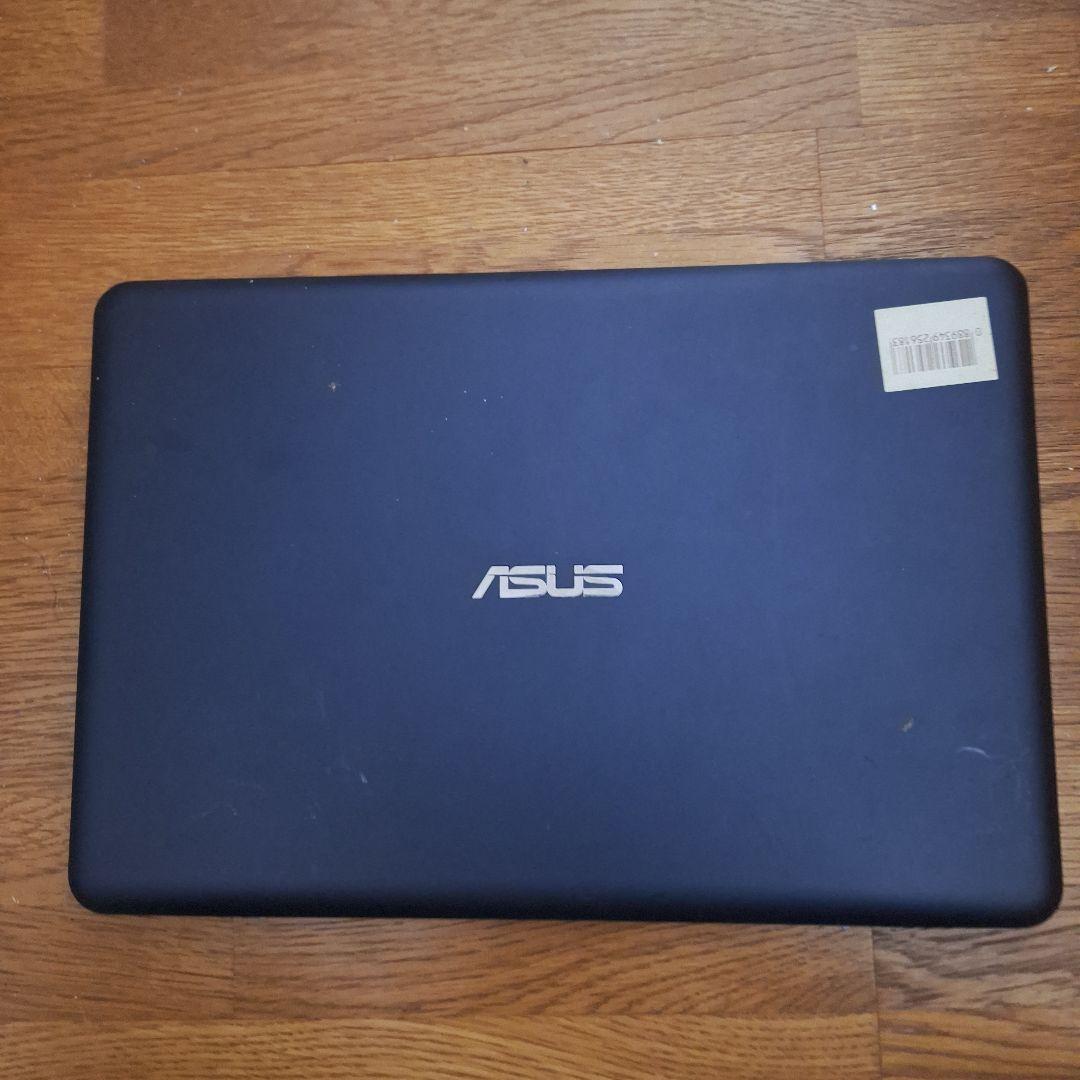 ASUS ノートPC x205TA