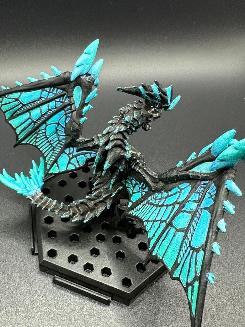 RKA　モンスターハンター　フィギュア　滅刃ディノバルド&青電主ライゼクス