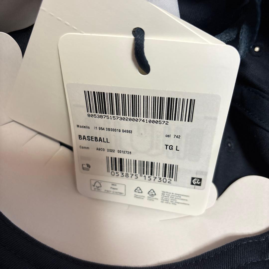 MONCLER ネイビーキャップ　キッズ