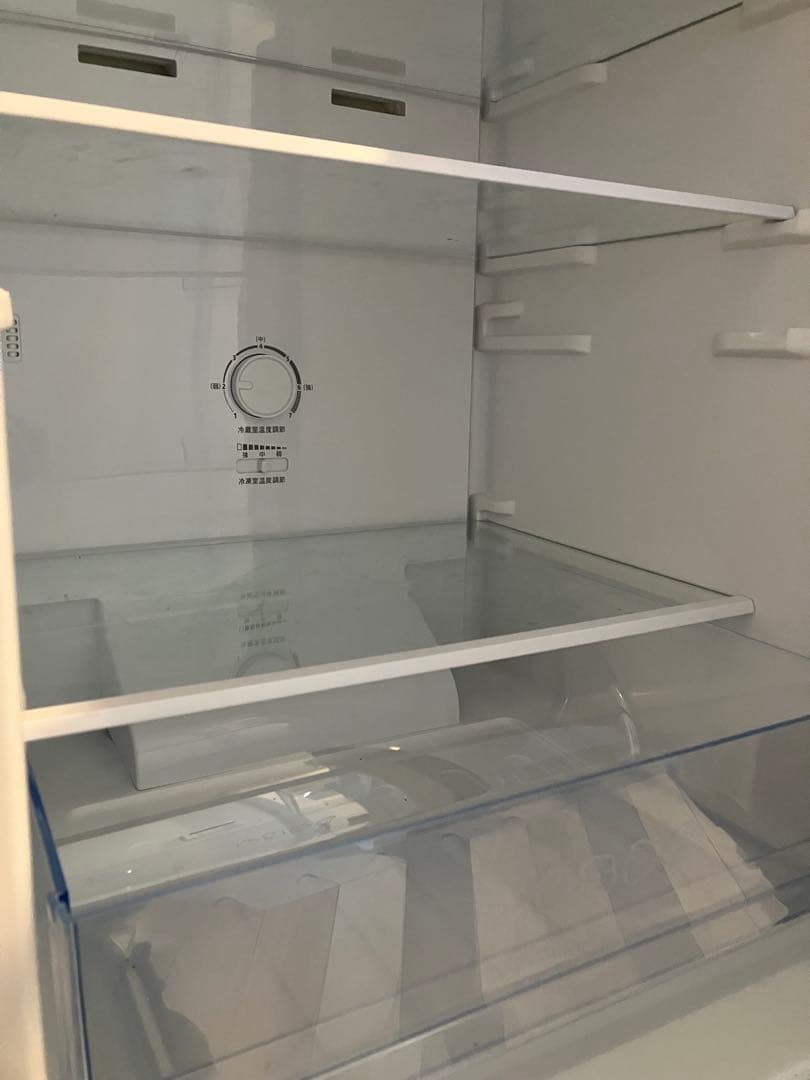 【半年使用】【2024年製】【送料込み】 Hisense 冷蔵庫 162L