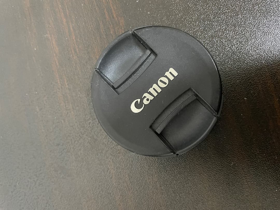 Canon RF35mm F1.8 MACRO IS STM レンズ