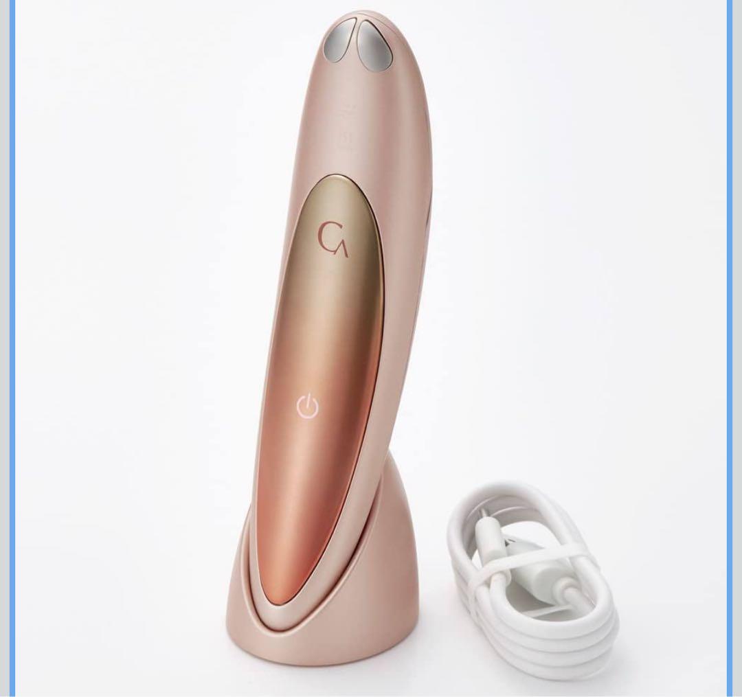 未使用 CREAGE [クリアージュ] アイリフト　目もとエステ・マッサージャー