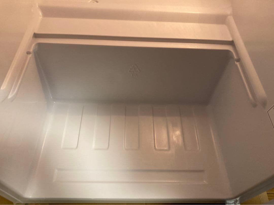 何*ら様 【美品】MAXZEN 冷蔵庫 85L JR085HM01WH 2024