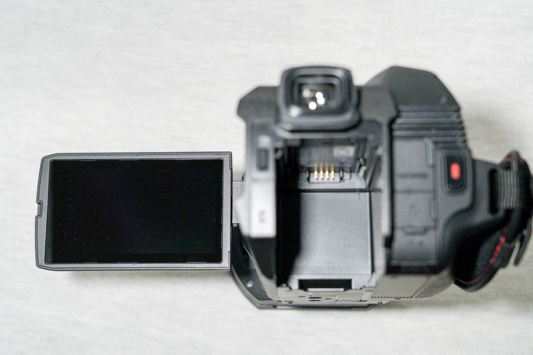 a*o様 パナソニック(Panasonic) 4K ビデオカメラ HC-X150