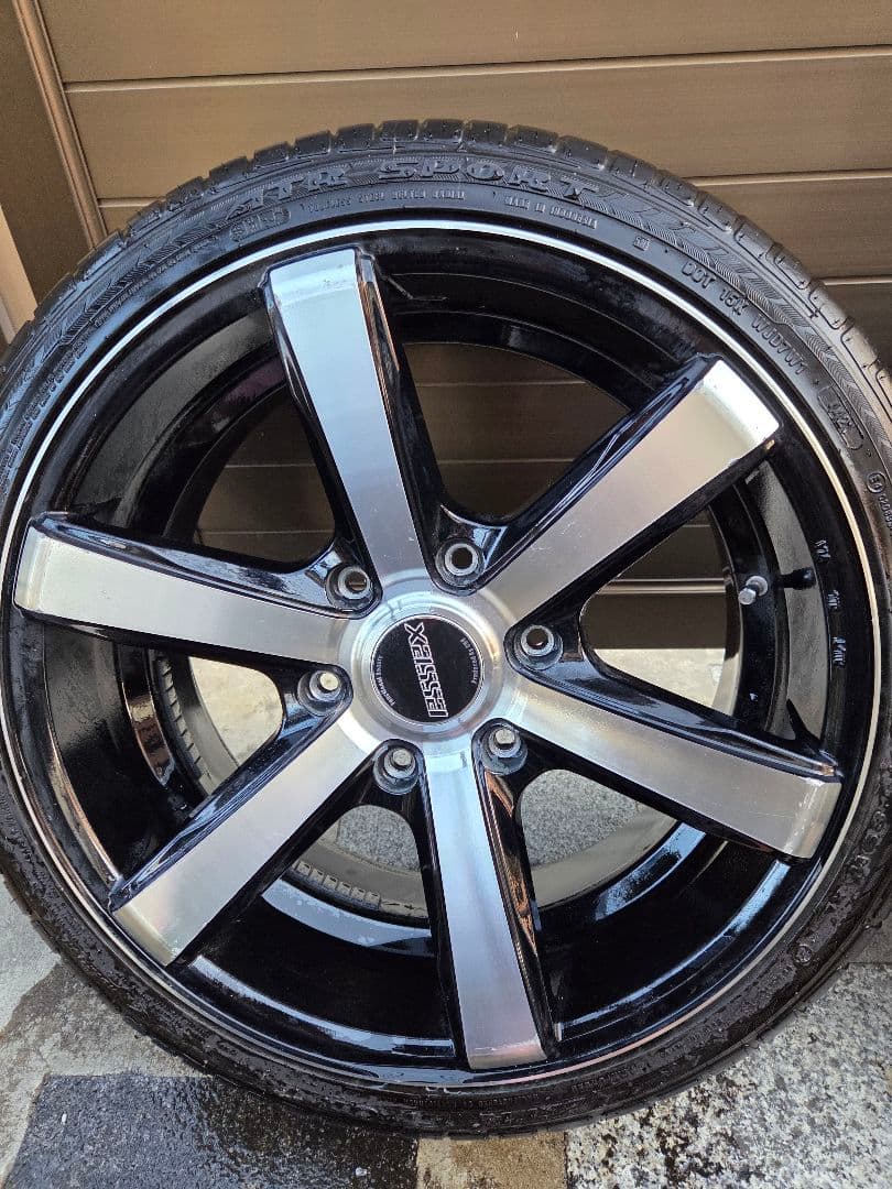 ハイエース　CRS ESSEX EC-18 ホイールタイヤセット