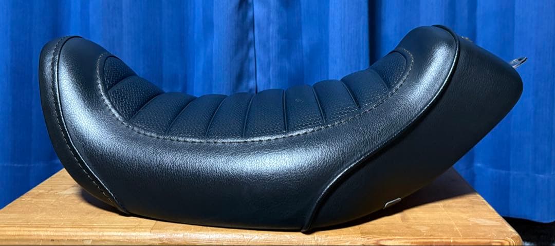 ハーレー ダイナ K&H S-5802T ソロシート シングルシート