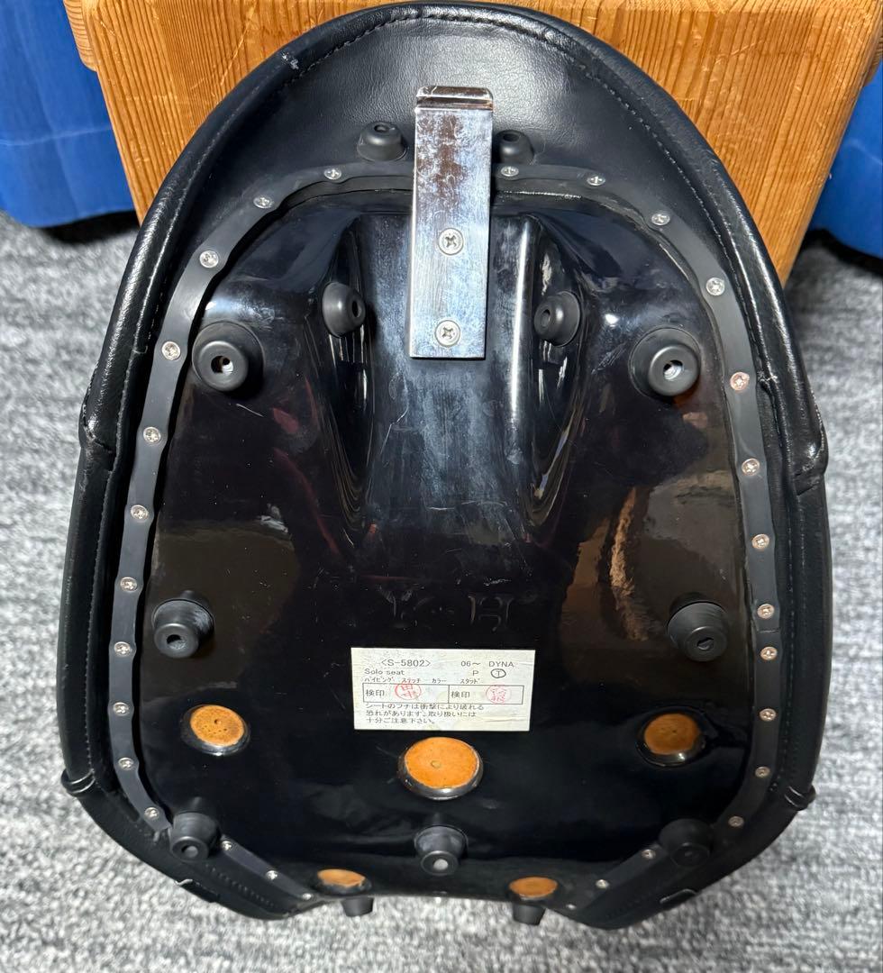 ハーレー ダイナ K&H S-5802T ソロシート シングルシート