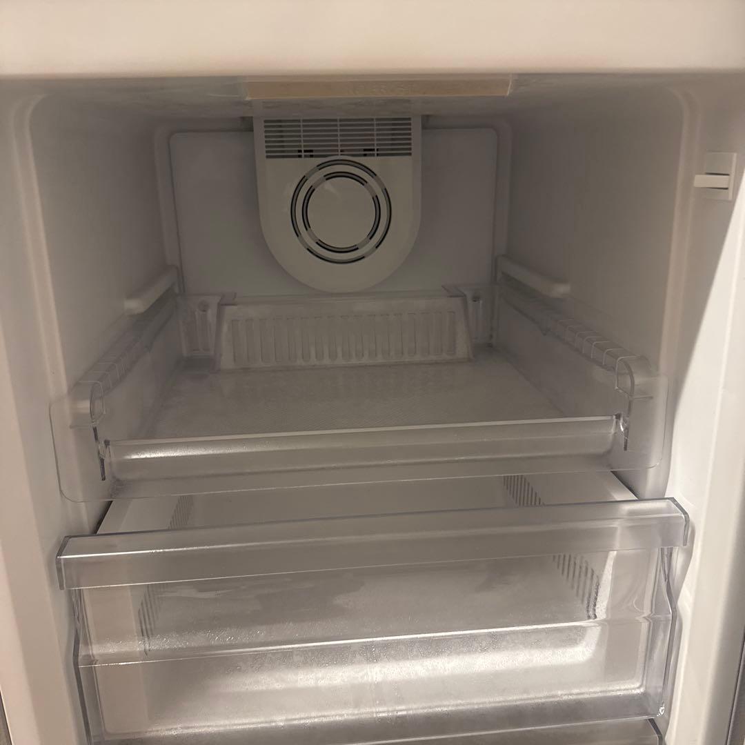 ハイアール　冷凍庫　138Ｌ　ワンドアタイプ