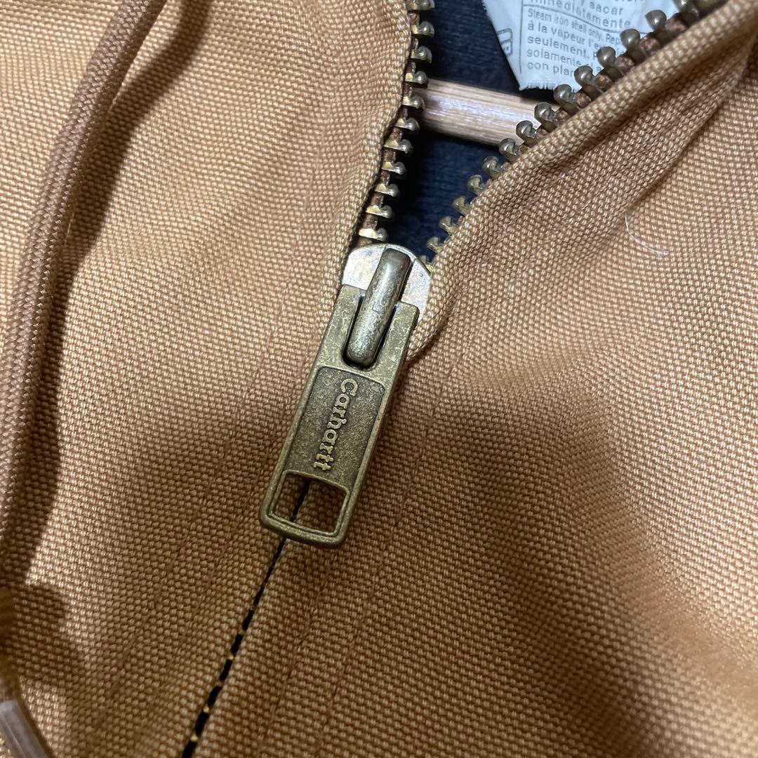 USA製Carhartt アクティブジャケット