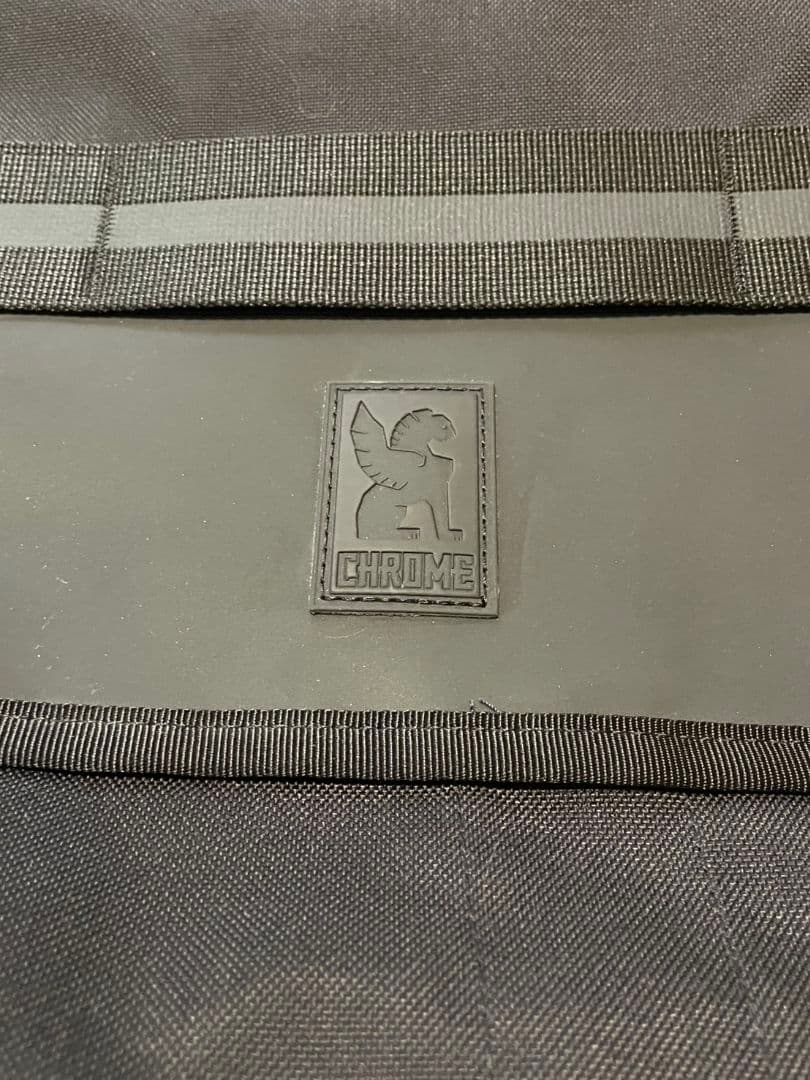CHROME メッセンジャーバッグ 黒/灰（反射モデル）極上