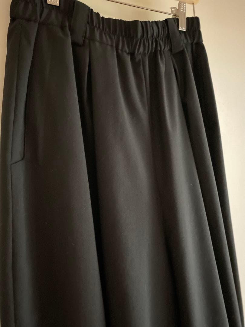 【美品】atelier naruse / FORMAL　ガウチョパンツ　ブラック