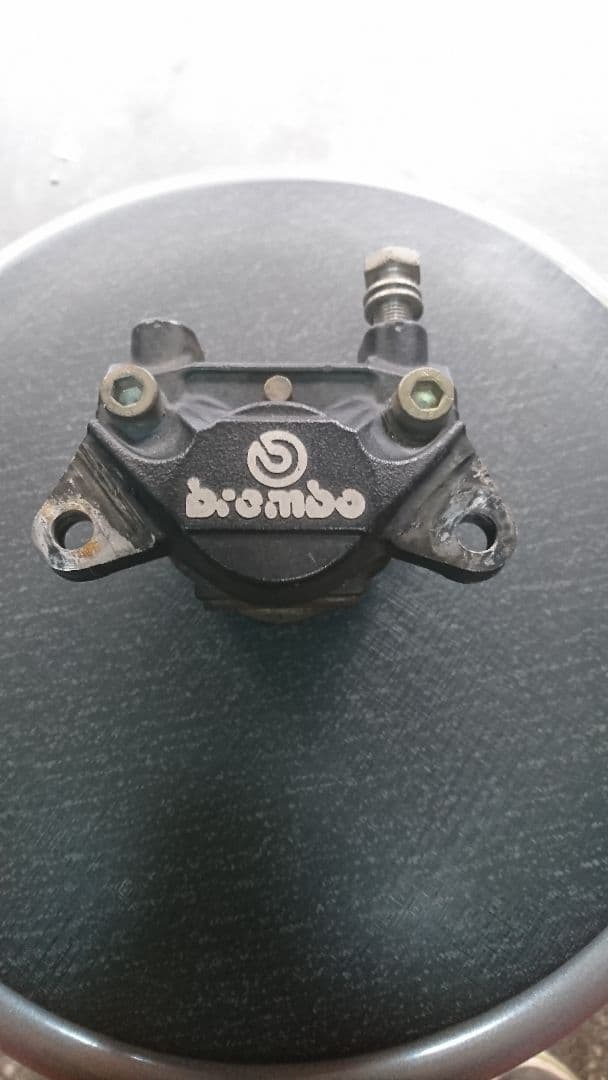 ブレンボ カニキャリパー ブラック