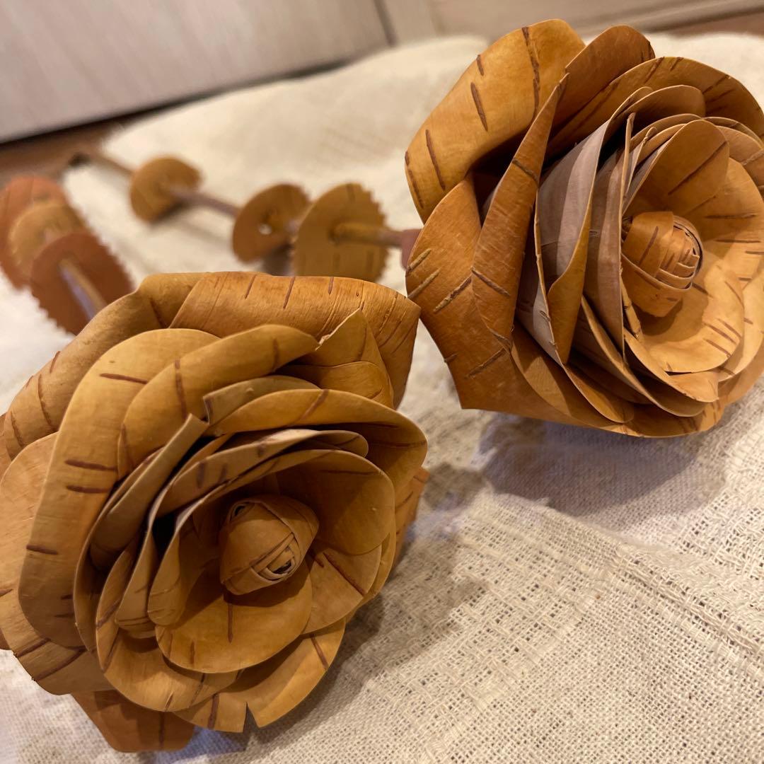 白樺の薔薇2本セットとお花のリース