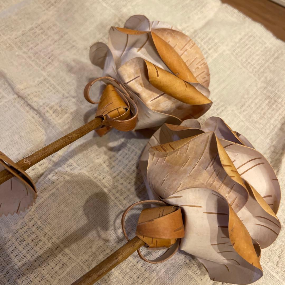 白樺の薔薇2本セットとお花のリース