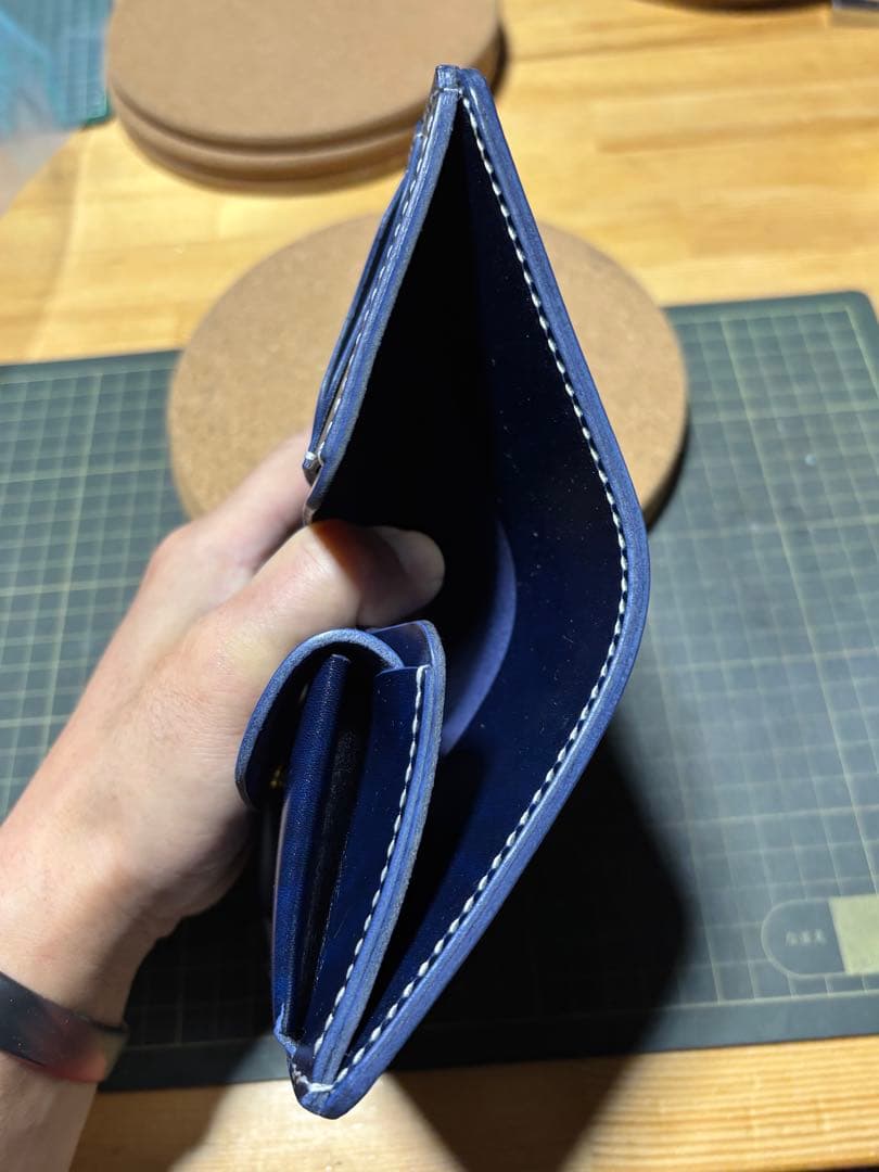 ミドルウォレット　ベルギー産　ルガト　ハンドメイド【訳あり】