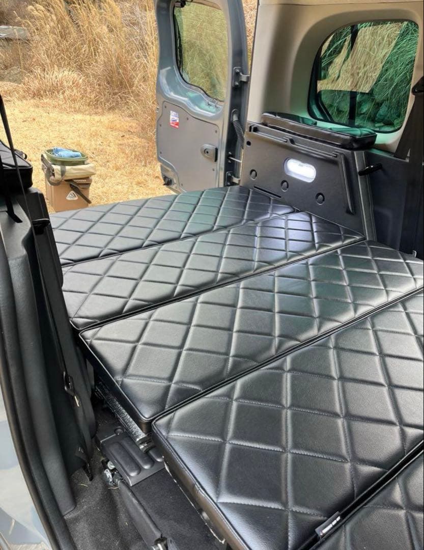 オナンガンジャン　ルノー　カングー2 ベッドキット　RVランド製　中古　①