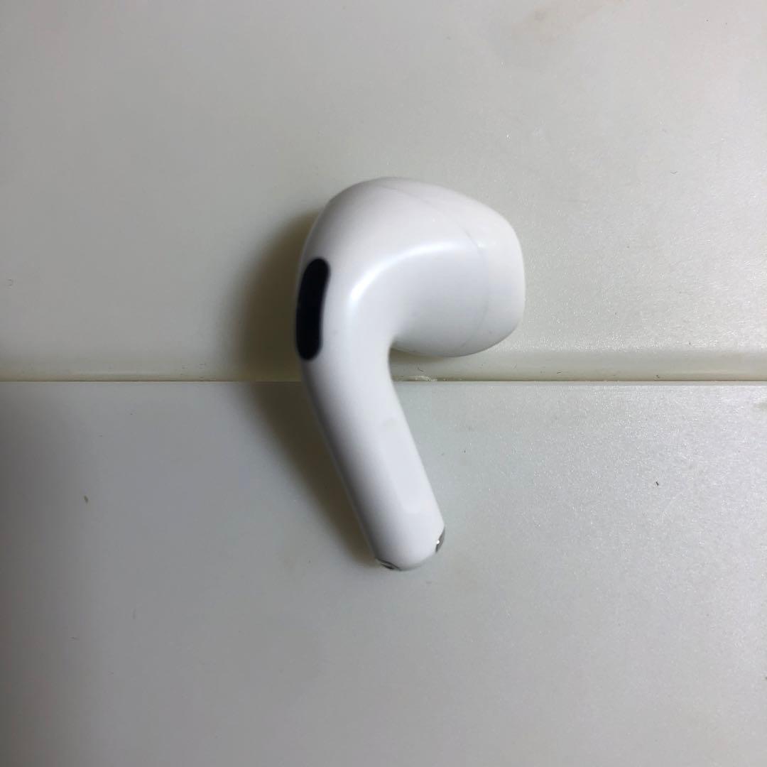 Apple AirPods 第4世代　ANC A3055 3056 右耳　右側右