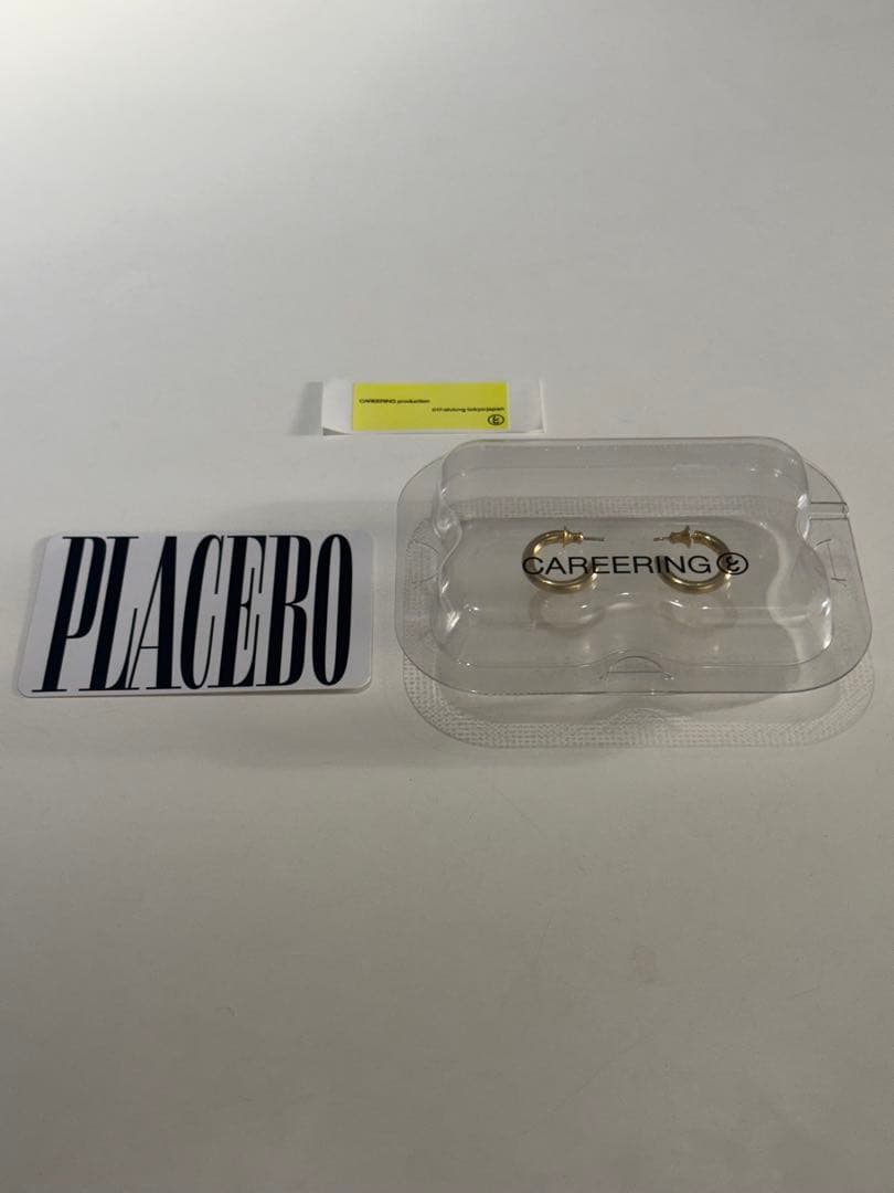 キャリアリング　PLACEBO 501 (YW) ゴールド フープピアス