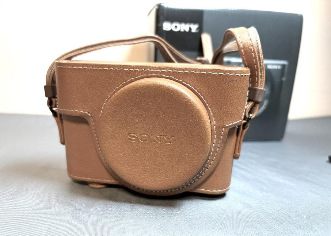 Sony Cyber-shot DSC-RX100 本体